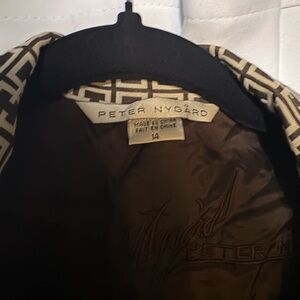 Peter Nygard Cream and Brown Geometric Blazer